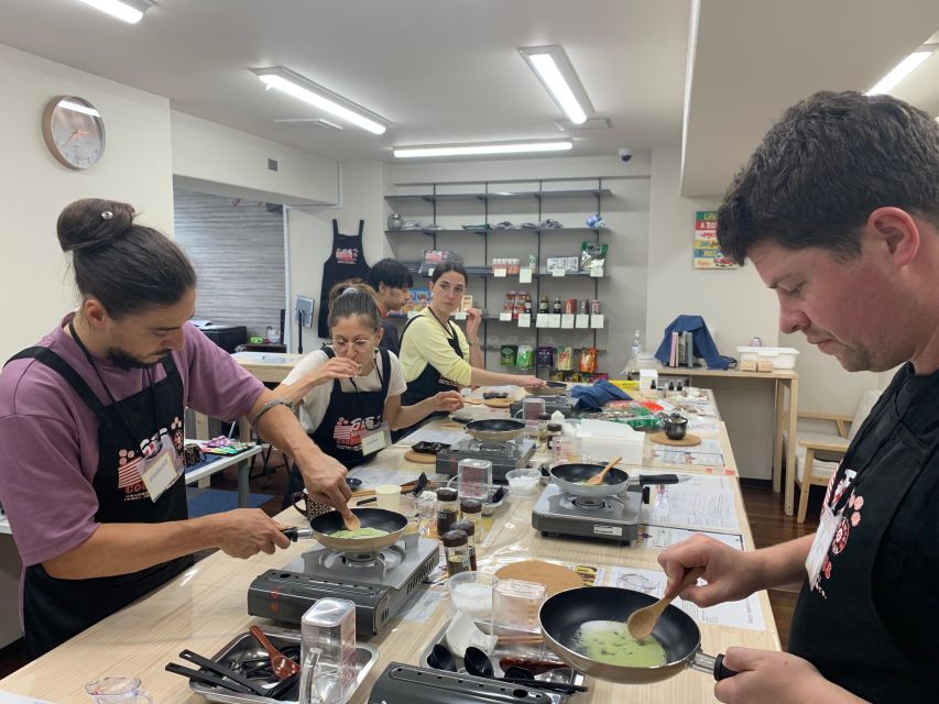 Kyoto: Japanese Udon and Sushi Cooking Class With Tastings - Experience Highlights