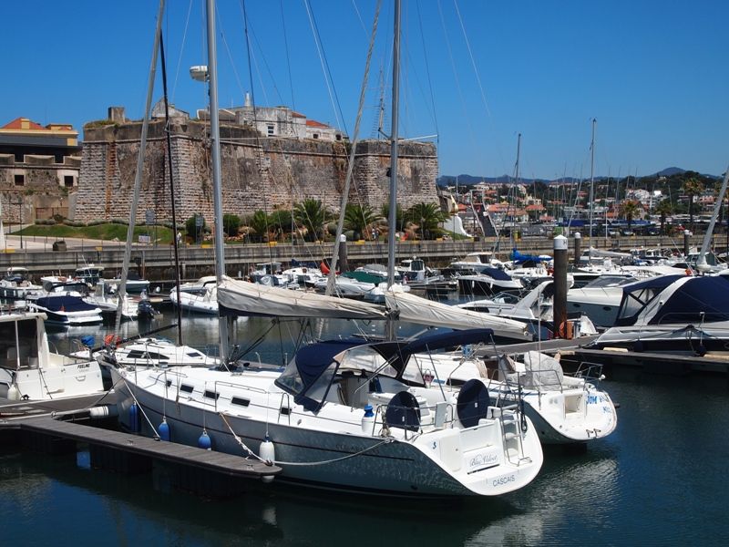 Lisbon: Full-Day Sailing Tour to Cascais Bay - Inclusions