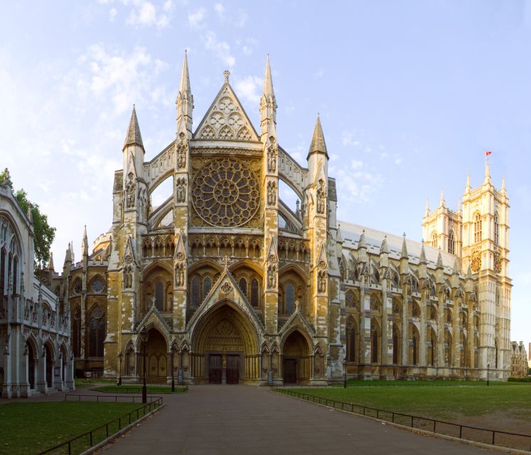 London: Westminster Abbey & Churchill War Rooms Walking Tour - Tour Details