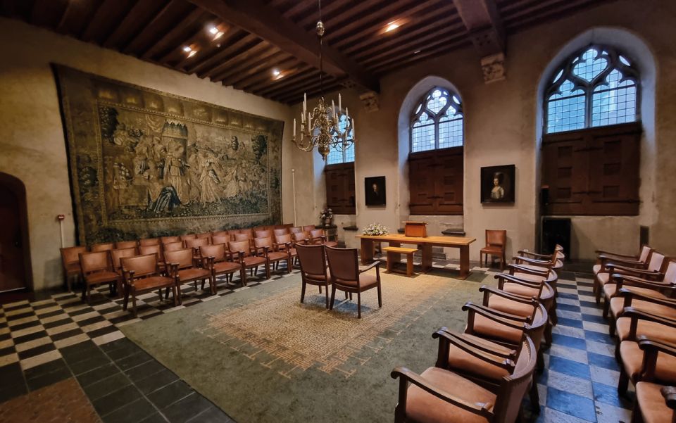 Middelburg: Guided Tour Townhall - Experience Highlights
