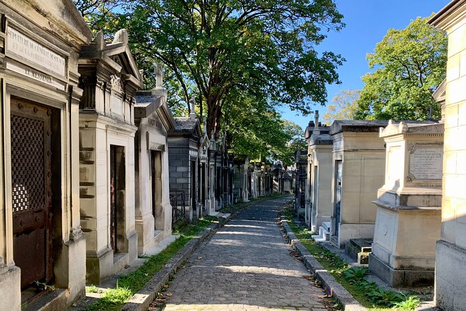Pere Lachaise Cemetery Private Walking Tour - Meeting Point