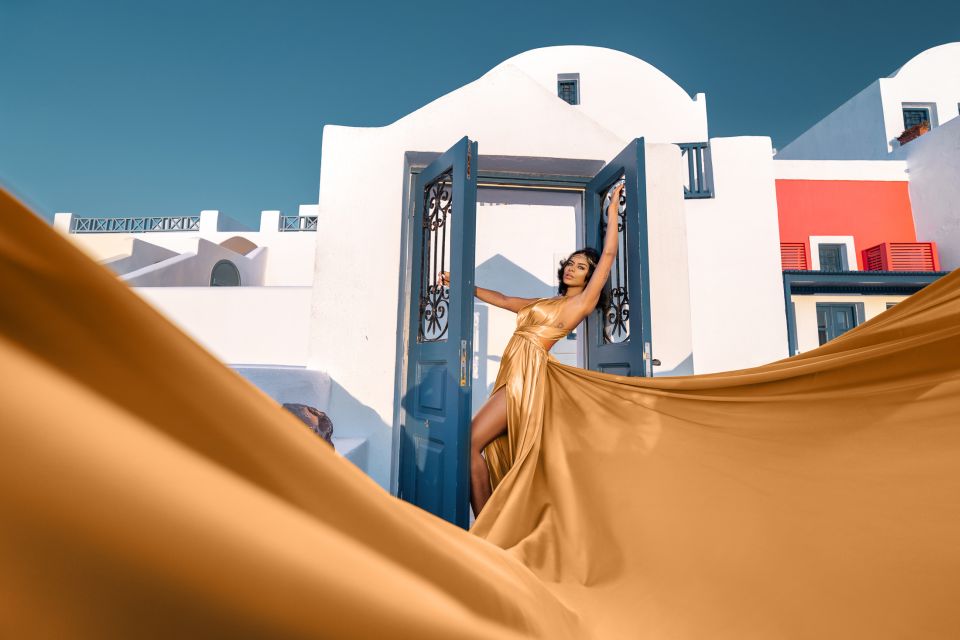 Santorini: Flying Dress Photoshoot Marilyn Package - Provider: Flying Dress