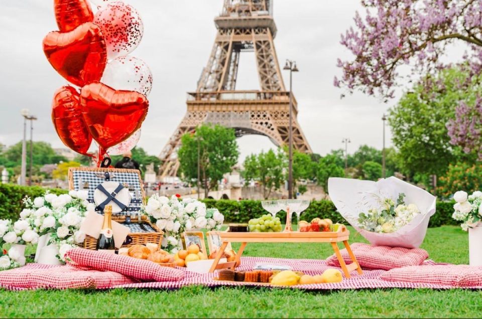 Surprise Proposal Picnic - Paris Proposal Planner - Experience Highlights and Inclusions