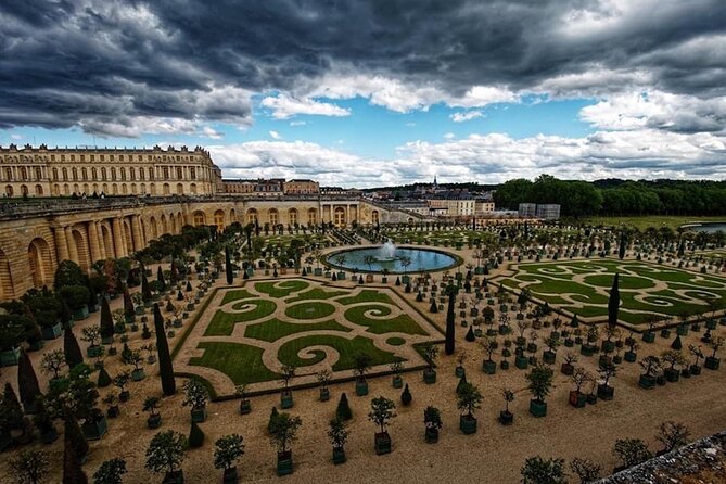 The Palace Gardens: A Self-Guided Audio Tour at Versailles - Details of the Self-Guided Audio Tour