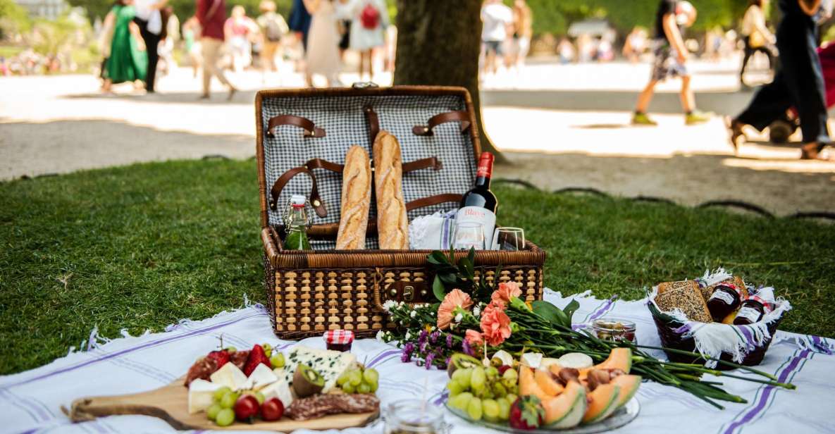 The Parisian Picnic - Customization and Pricing Information