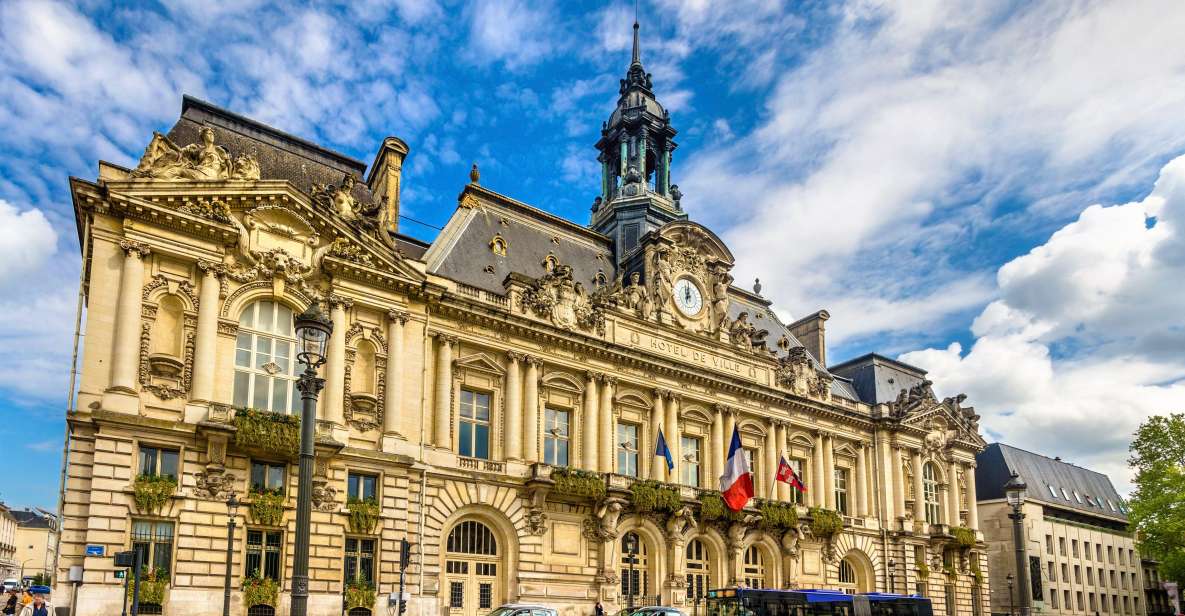 Tours: Private Guided Walking Tour - City of Tours