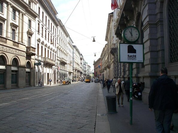 Treasures of Milan: Fashion and Design Private Tour - Guides Expertise and Satisfaction