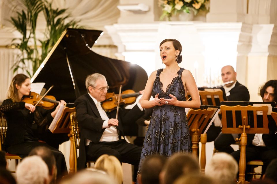 Vienna: Strauss & Mozart Christmas Concert at Kursalon Wien - Concert Highlights