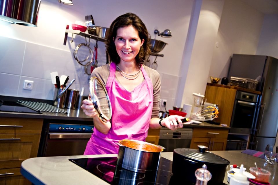 2.5 Hour French Pastry Cooking Class in Paris - Instructor and Facility