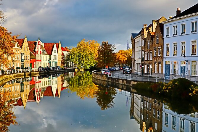 Bruges Highlights & Hidden Gems Small-Group From Paris by Minivan - Tour Experience Highlights