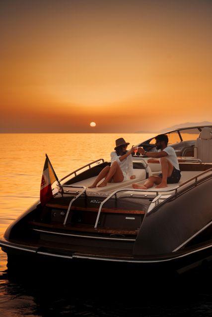 Capri: Sunset & Champagne Cruise via Riva 44 Speedboat - Important Details