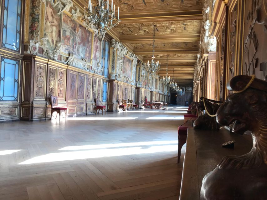Château Fontainebleau English Semi-Private Guided Tour Max 6 - Booking Information