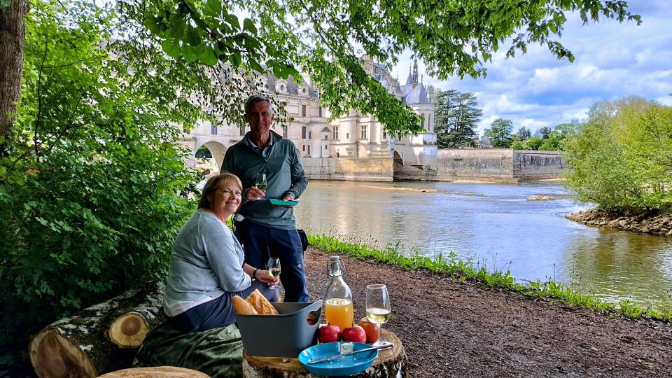 Chenonceau: Guided Ebike Ride and Wine & Cheese Picnic Lunch - Inclusions