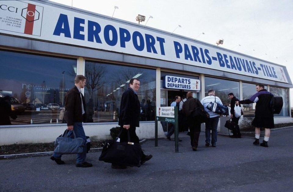Departure Transfer From Paris to Beauvais Airport - Booking Information
