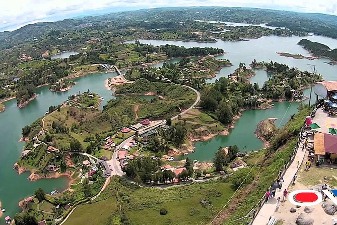 El Peñol and Guatape Private Tour From Medellin - Customer Reviews and Satisfaction Feedback