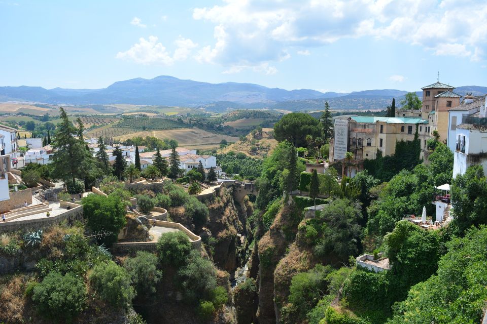 From Cordoba: Private Tour of Ronda With Stop in Setenil - Tour Description