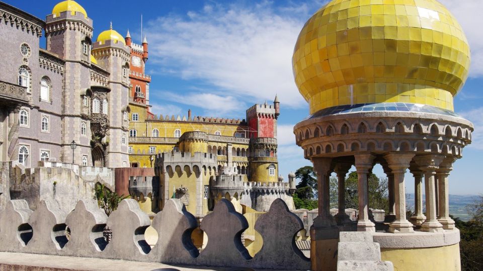From Lisbon: Sintra and Cascais Deluxe Full-day Private Tour - Itinerary
