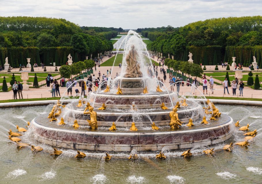 From Paris: Versailles Palace and Gardens Guided Day Trip - Tour Experience