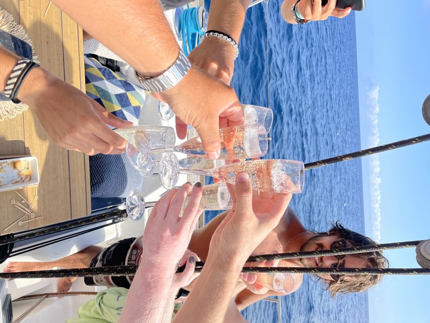 Funchal: Private Sailboat Cruise With Snacks and Snorkeling - Features and Inclusions