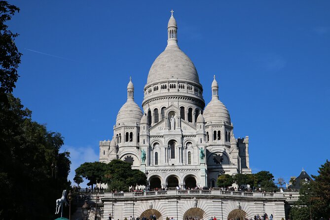 Half-Day Walking Tour With Fun Guide & Arc Du Triomphe Tickets - Arc Du Triomphe Experience