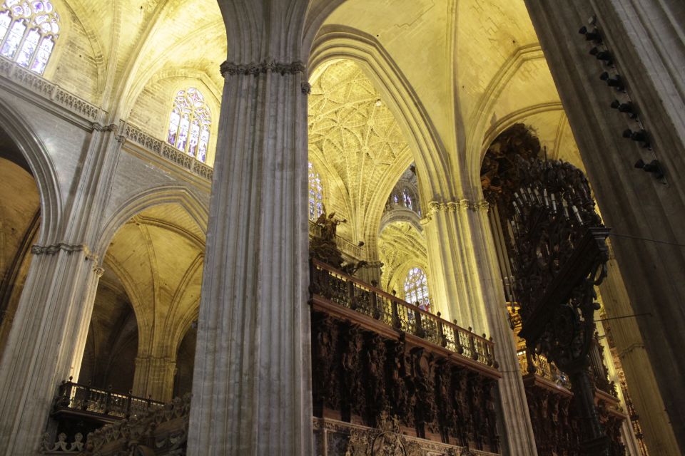 Highlights of Seville Monuments Private Guided Tour - Itinerary Highlights