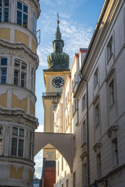 Linz Exploration: Private Walking Tour With Local Guide - Inclusions