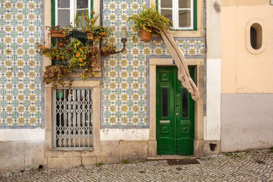 Lisbon: Private Architecture Tour With a Local Expert - Important Information