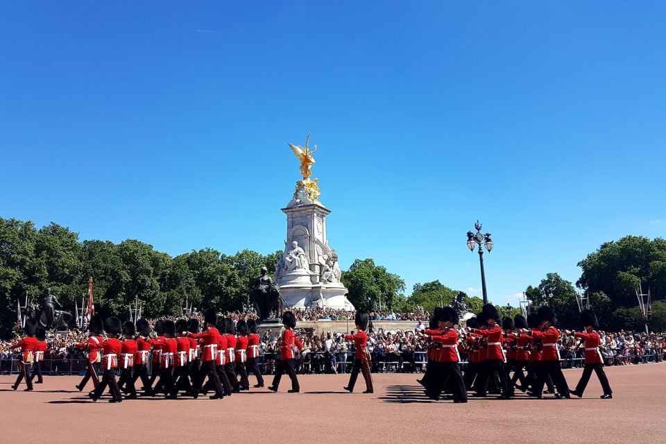 London: 30 London Sights Guided Walking Tour - Highlights and Accessibility