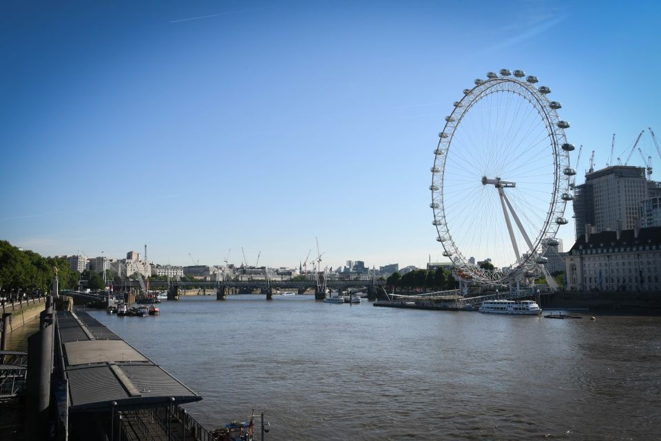 London: Westminster Walking Tour & London Dungeon Entry - Itinerary