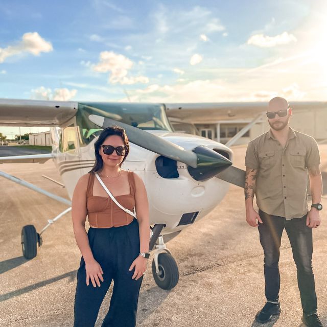 Miami Beach: Private Romantic Sunset Flight With Champagne - Meeting Point