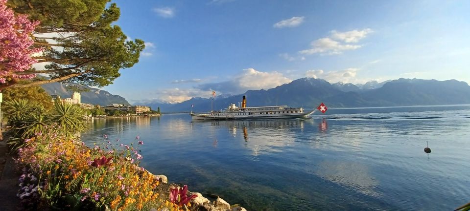 Montreux Walking Tour: Discover the Pearl of Swiss Riviera - Old Town Exploration