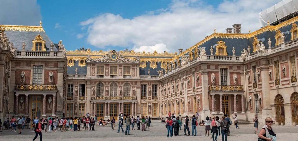 One Day in the Life of Louis XIV (Palace of Versailles) - Court Etiquette and Intrigues