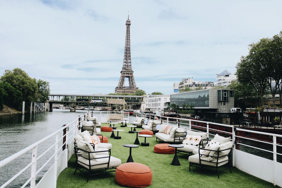 Paris: 3-Course Italian Meal Seine Cruise With Rooftop Views - Family-Friendly Cruise Experience