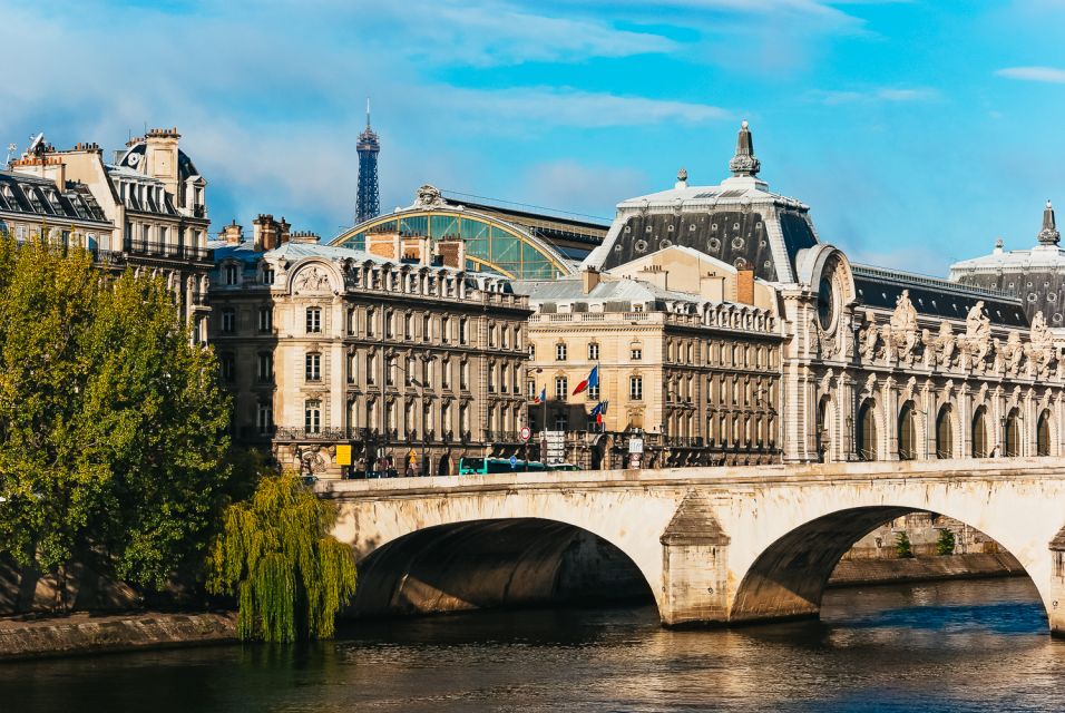 Paris: Romantic Cruise With 3-Course Dinner on Seine River - Restrictions