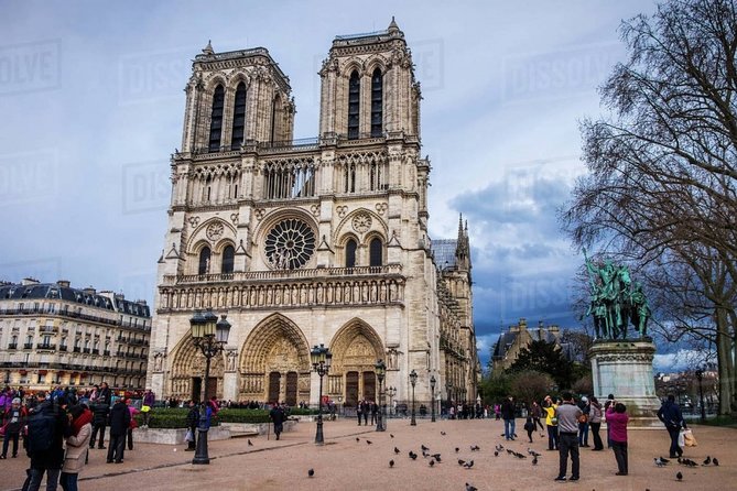 Paris Scavenger Hunt: Churches, Charms, Shells & Seine - Reviews and Ratings