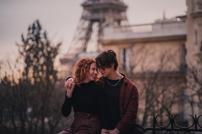 Photoshoot With a Pro Photographer in Paris - Meeting and Pickup Info