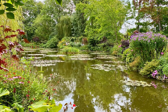 Private Giverny, Versailles, Trianon Trip From Paris by Mercedes - Tour Inclusions