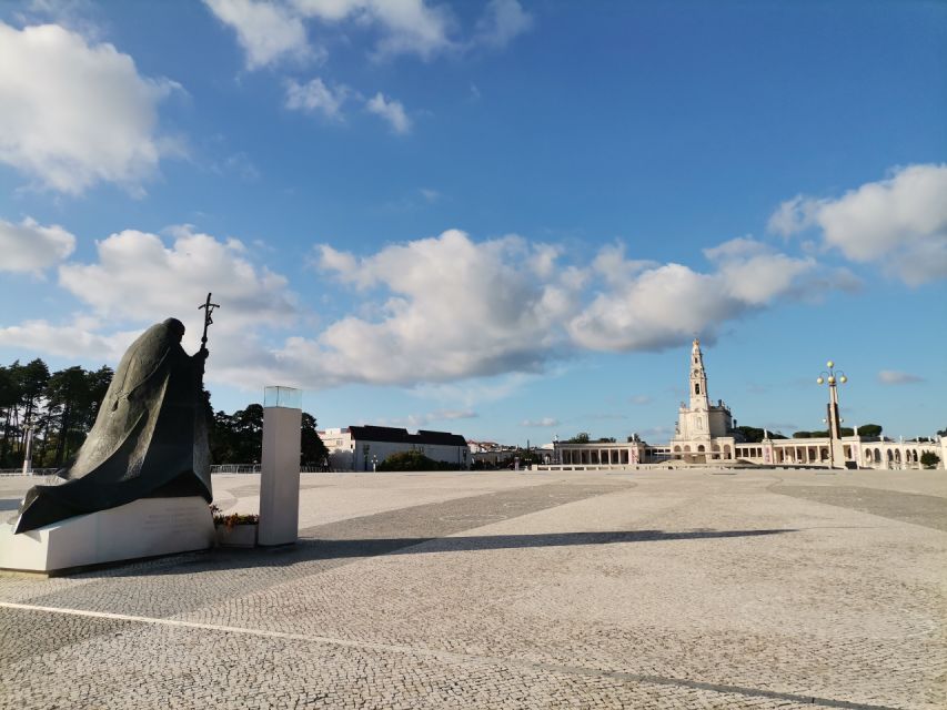 Private Tour to Fatima, Batalha, Nazare, Obidos From Lisbon - Inclusions