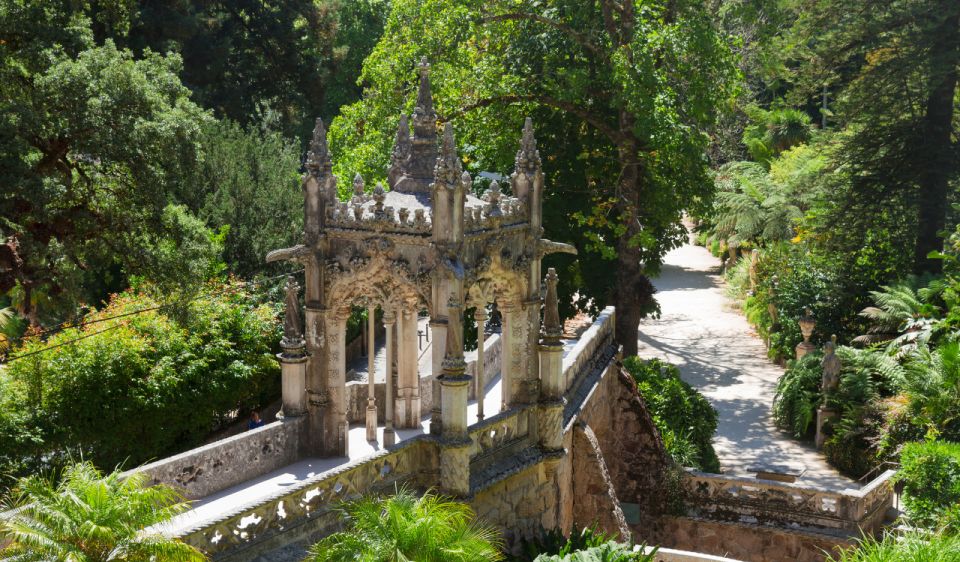 Sintra Private Tour With Visit Pena Palace & Quinta Da Regal - Tour Itinerary