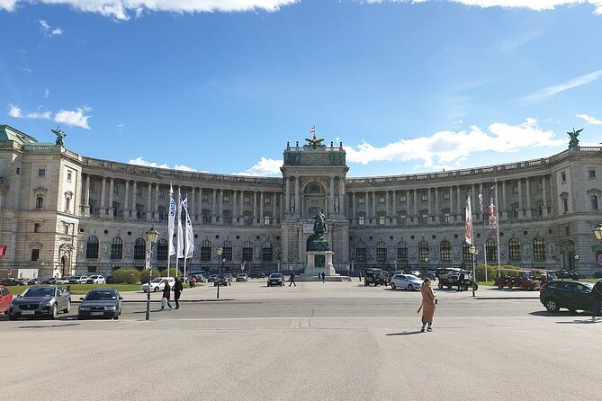 Small Group Tour of Vienna by Bike - Meeting and Pickup Information