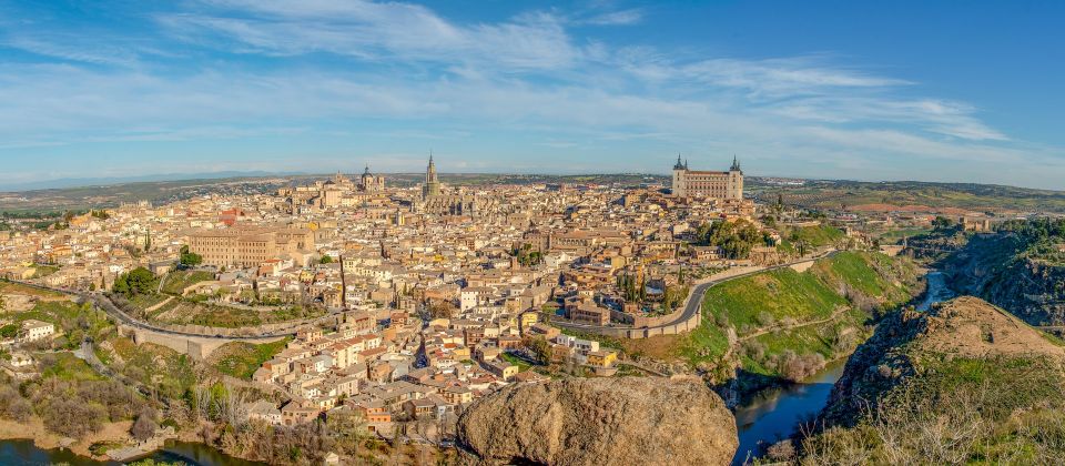 Toledo: Private Walking Tour With a Local Guide - Meeting Point