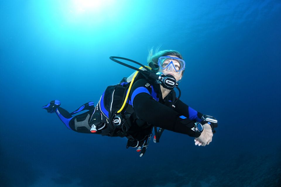 Torre Annunziata: Course to Become a Diver - Common questions
