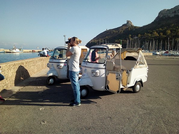 Tour in Ape Calessino (Tuk Tuk) 4 Districts Poetto Beach Pink Flamingos - Exploring 4 Districts