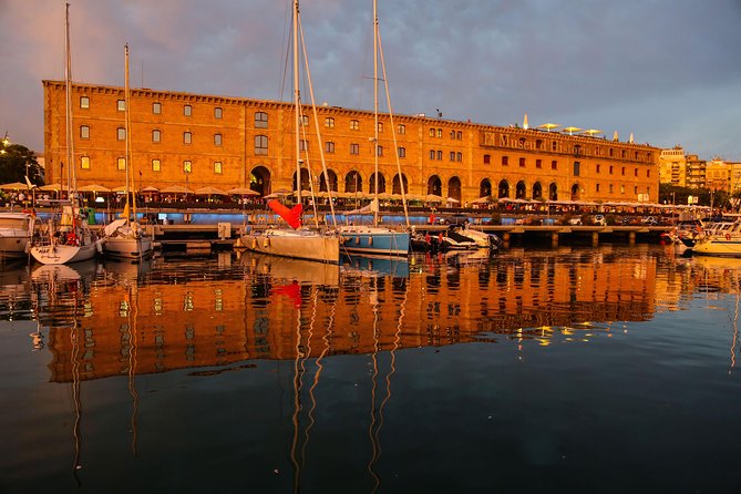 Unique Sunset Sailing Experience With Tapas and Open Bar - What To Bring