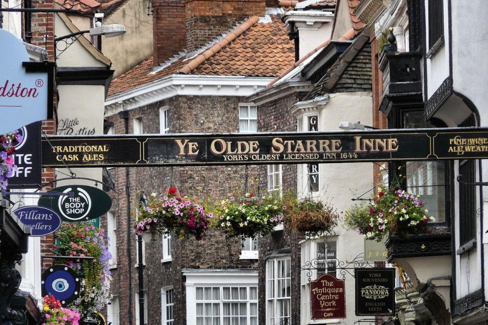York Private Guided Walking Tour - Tour Inclusions