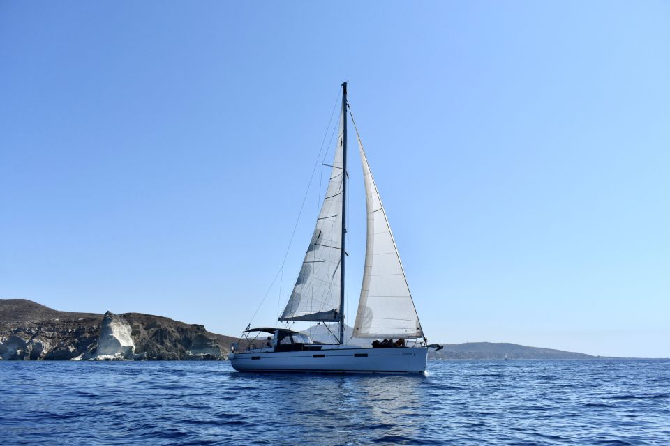 7-Day Crewed Charter The Cosmopolitan Beneteau Oceanis 45 - Important Information