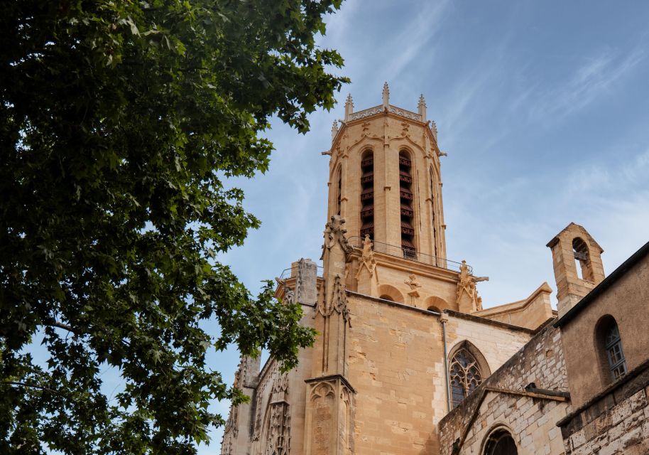 Aix-En-Provence City Tour With Wine and Cheese & Luberon - Highlights of the Tour