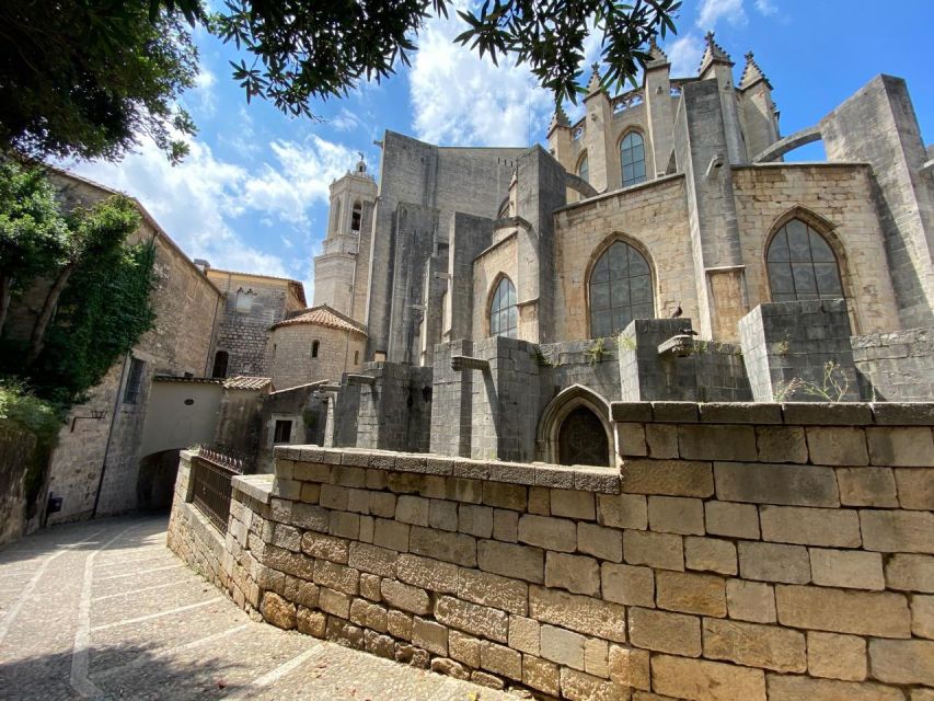 Barcelona: Girona Province Day Trip With Dali Museum Entry - Detailed Itinerary
