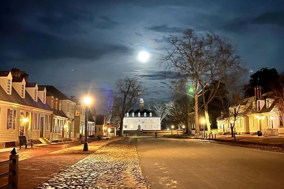 Colonial Williamsburg: Christmas Walking Tour - Important Information