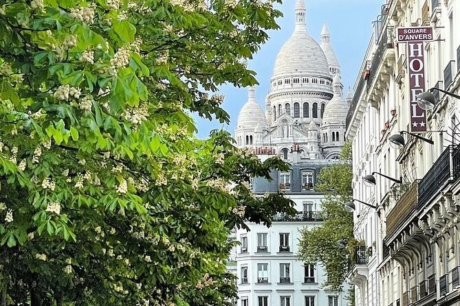 Cultural Escape Game on Montmartre - Exploring Montmartre Through the Game